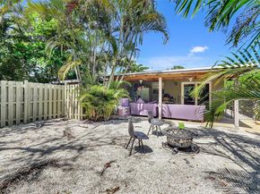 2470-2472 NE 182nd Ter, North Miami Beach FL 33160