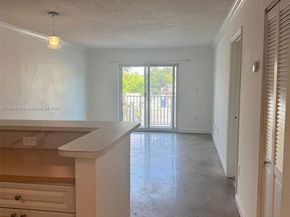 7830 Dickens Ave 203, Miami Beach FL 33141