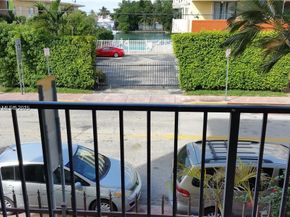 7830 Dickens Ave 203, Miami Beach FL 33141