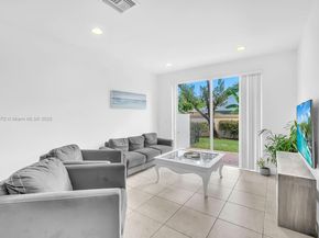 9741 Darlington Pl, Cooper City FL 33328