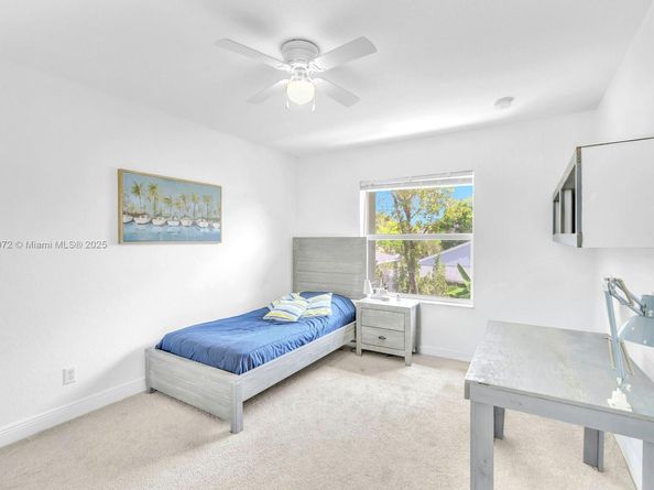 9741 Darlington Pl, Cooper City FL 33328