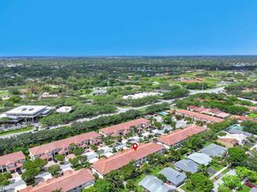 9741 Darlington Pl, Cooper City FL 33328