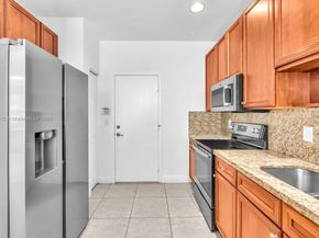 9741 Darlington Pl, Cooper City FL 33328