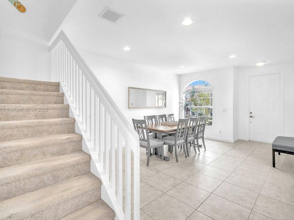 9741 Darlington Pl, Cooper City FL 33328