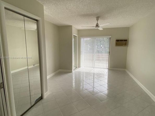1601 N 29th Ave, Hollywood FL 33020