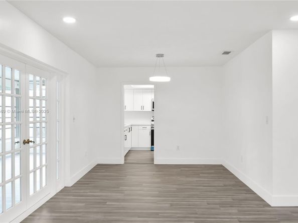1600 N 74th Ter, Hollywood FL 33024