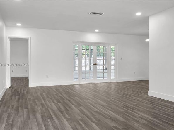 1600 N 74th Ter, Hollywood FL 33024