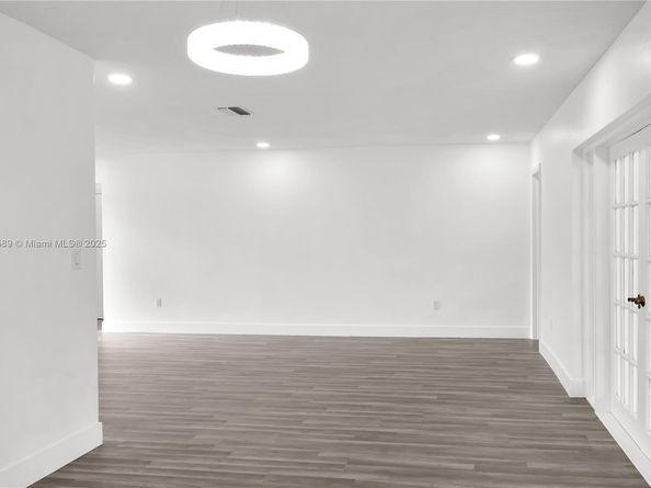 1600 N 74th Ter, Hollywood FL 33024