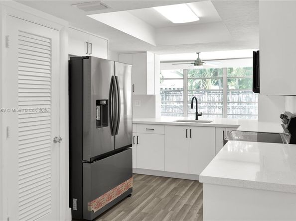 1600 N 74th Ter, Hollywood FL 33024