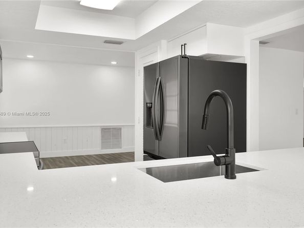 1600 N 74th Ter, Hollywood FL 33024