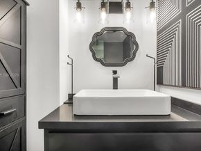 3800 Hillcrest Dr 401, Hollywood FL 33021