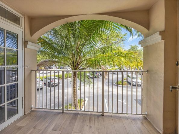 1280 S Alhambra Cir 1207, Coral Gables FL 33146