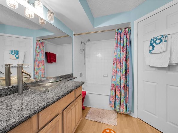 1280 S Alhambra Cir 1207, Coral Gables FL 33146