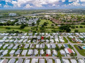 1890 SW 83rd Ter, Davie FL 33324