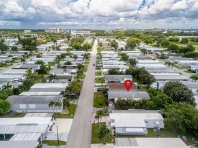 1890 SW 83rd Ter, Davie FL 33324