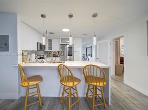1070 NW 132nd St, North Miami FL 33168