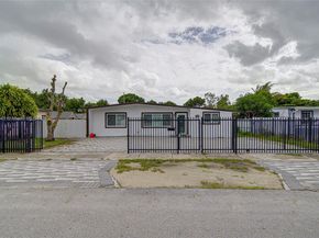1070 NW 132nd St, North Miami FL 33168