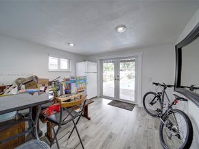 1070 NW 132nd St, North Miami FL 33168