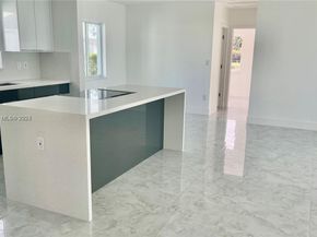 15901 NW 27th Pl, Miami Gardens FL 33054