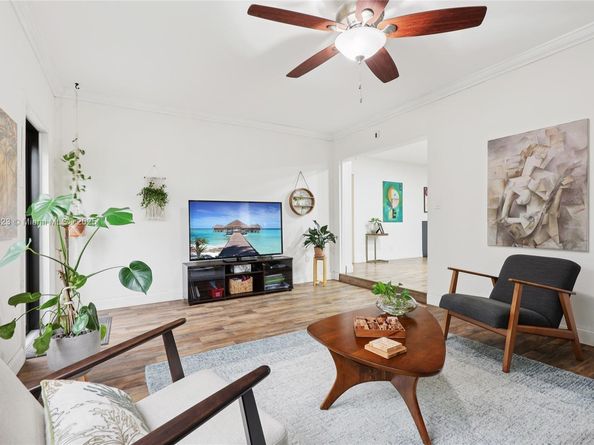 Undisclosed Address #A11876423, Hollywood FL 33021