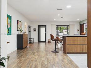 Undisclosed Address #A11876423, Hollywood FL 33021