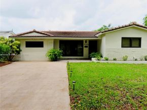 Undisclosed Address #A11876423, Hollywood FL 33021