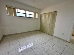2582 W 56th St 201, Hialeah FL 33016
