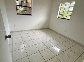 2582 W 56th St 201, Hialeah FL 33016