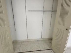 2582 W 56th St 201, Hialeah FL 33016