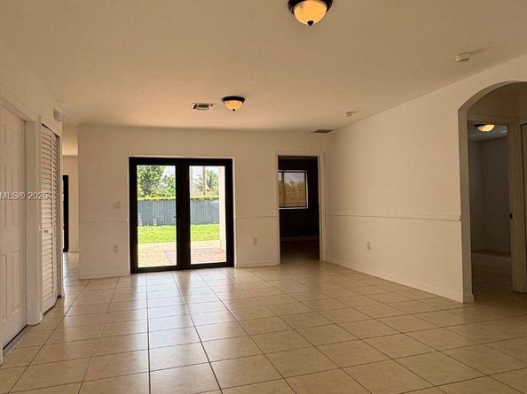 16266 SW 303rd Ln, Homestead FL 33033