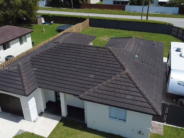 16266 SW 303rd Ln, Homestead FL 33033