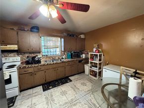 19133 NW 35th Avenue, Miami Gardens FL 33056