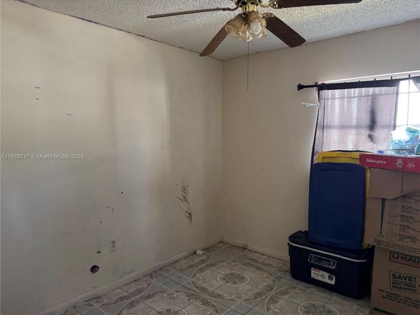 19133 NW 35th Avenue, Miami Gardens FL 33056