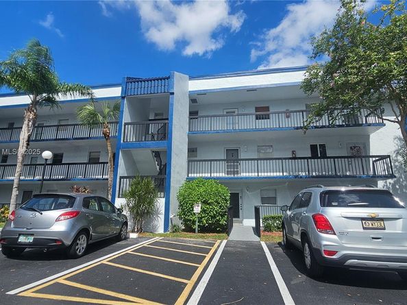 3190 Holiday Springs Blvd 4111, Margate FL 33063