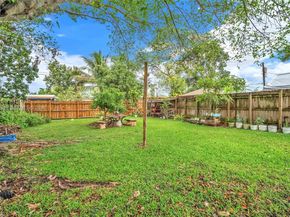 7021 SW 19th Pl, North Lauderdale FL 33068