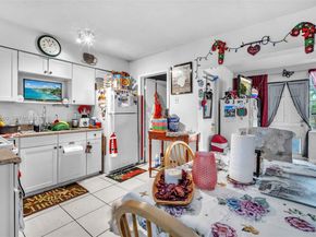 7021 SW 19th Pl, North Lauderdale FL 33068