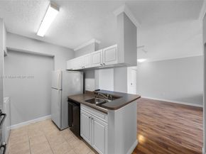 17125 N Bay Rd 3301, Sunny Isles Beach FL 33160