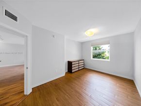 17125 N Bay Rd 3301, Sunny Isles Beach FL 33160