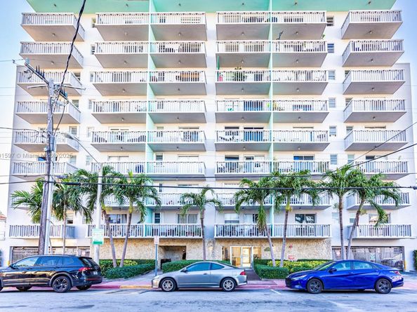 7620 Carlyle Ave 205, Miami Beach FL 33141