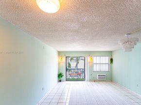 7620 Carlyle Ave 205, Miami Beach FL 33141