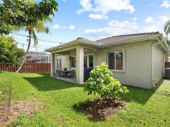 2630 Dunwoodie Pl, Homestead FL 33035