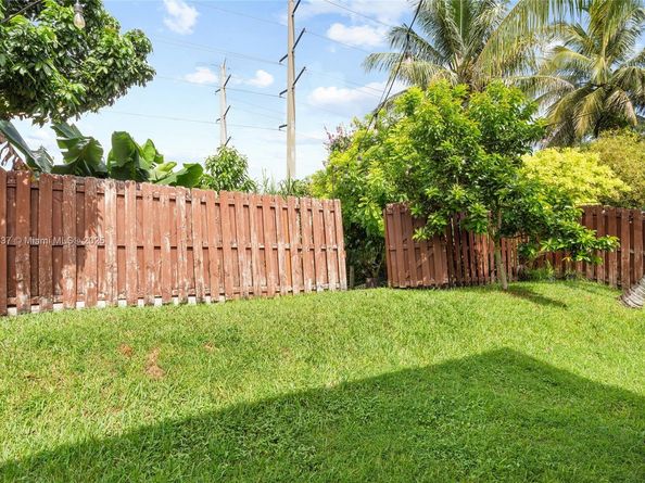 2630 Dunwoodie Pl, Homestead FL 33035