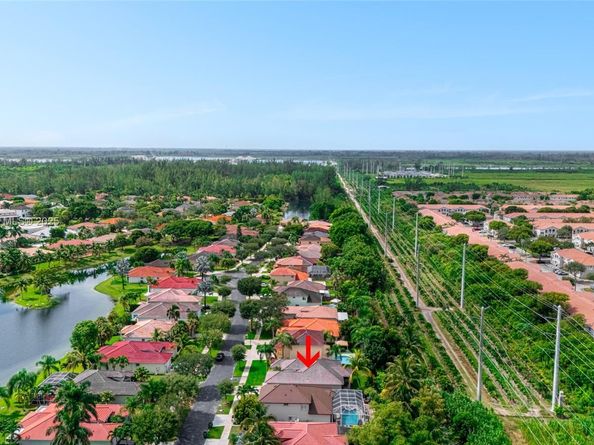2630 Dunwoodie Pl, Homestead FL 33035