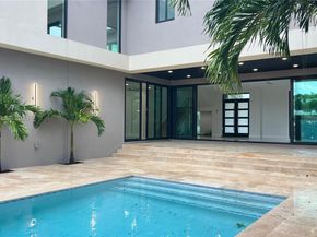 1700 NE 18th St, Fort Lauderdale FL 33305