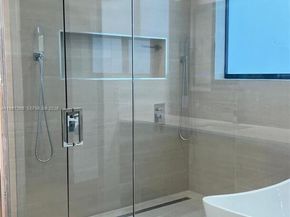 1700 NE 18th St, Fort Lauderdale FL 33305