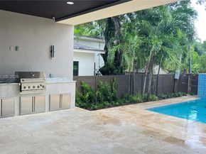 1700 NE 18th St, Fort Lauderdale FL 33305