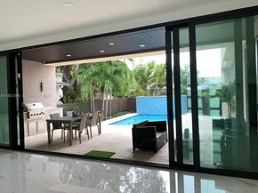 1700 NE 18th St, Fort Lauderdale FL 33305