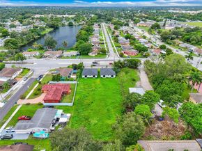 17377 NW 22nd Ave, Miami Gardens FL 33056