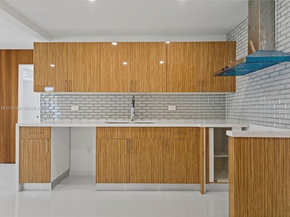 1524 SW 32 Ct, Fort Lauderdale FL 33315
