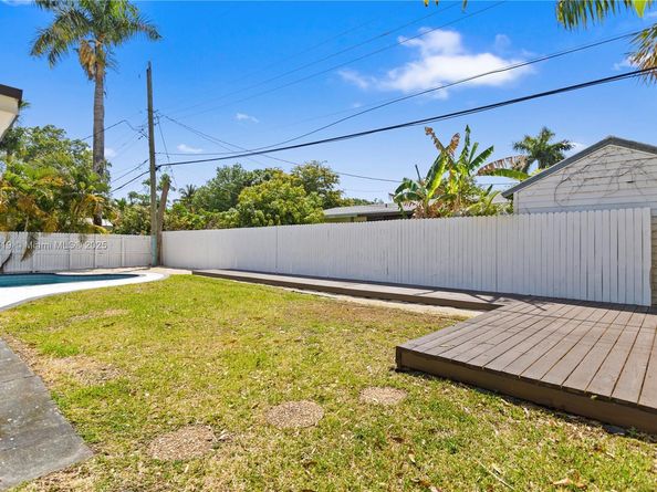 1524 SW 32 Ct, Fort Lauderdale FL 33315